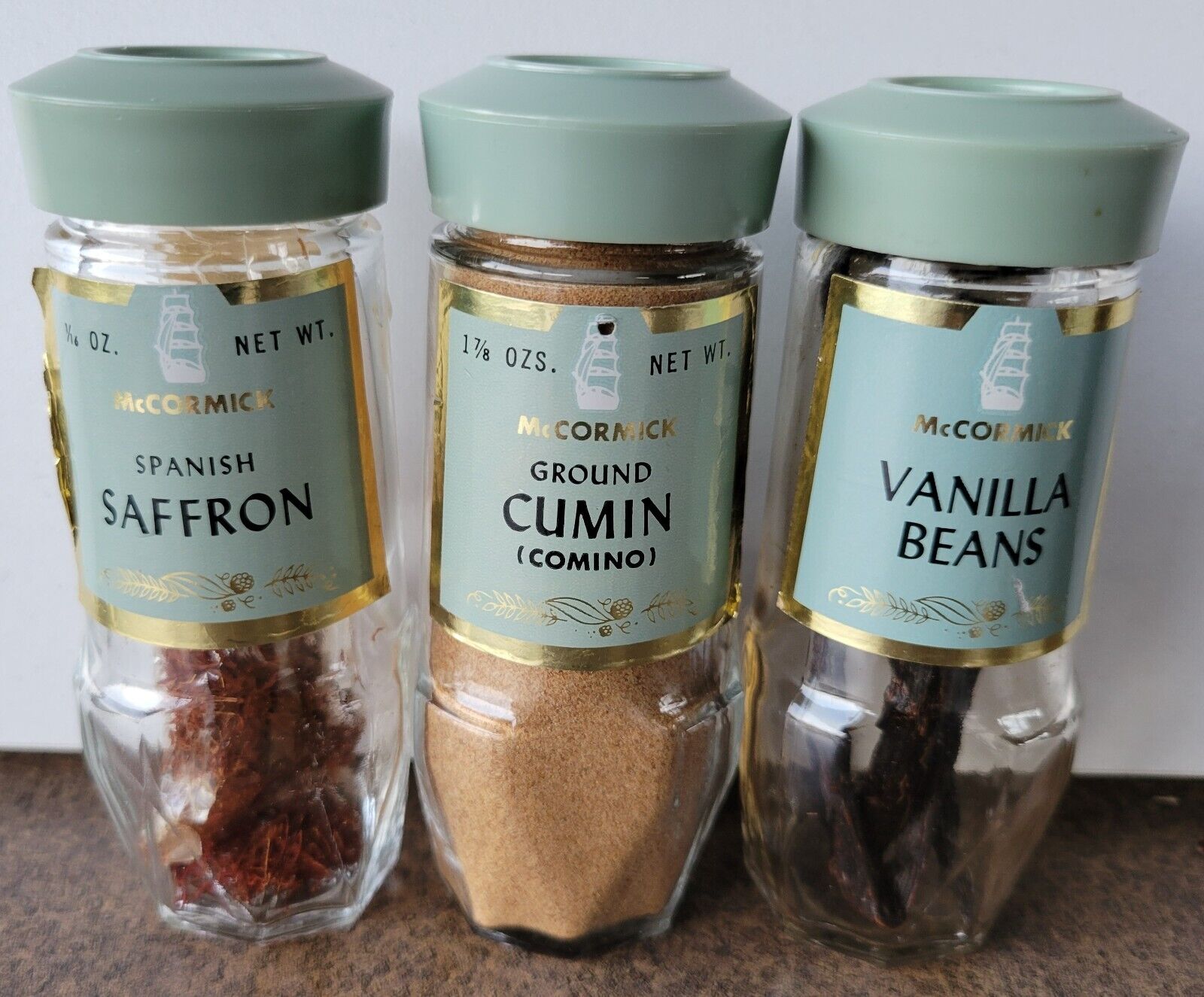 Vtg McCormick Spices Green labels lids NO UPC Vanilla Beans Saffron Cumin VHTF