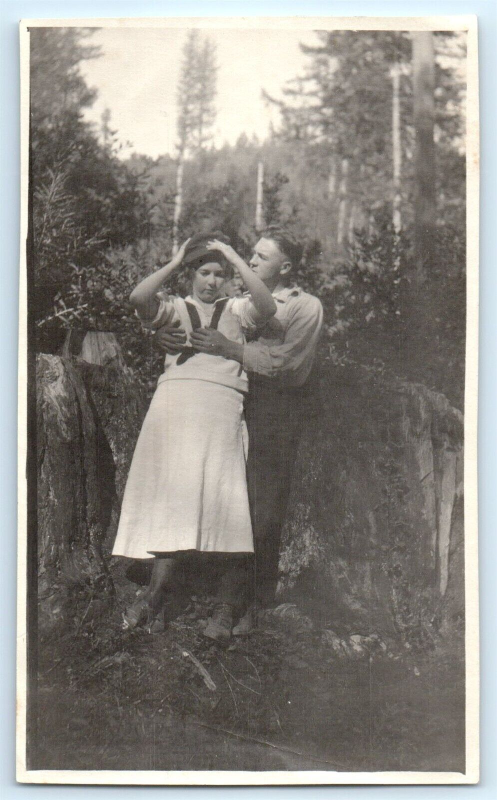 1930\'s Risque Heavy Petting Thyra & Bob in Bushes Getting Handsy VTG Photo QQ