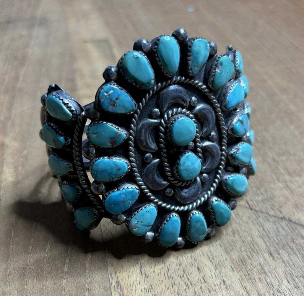 Vintage 77 Grams Navajo Sterling/turquoise cluster cuff bracelet Fred Harvey Era
