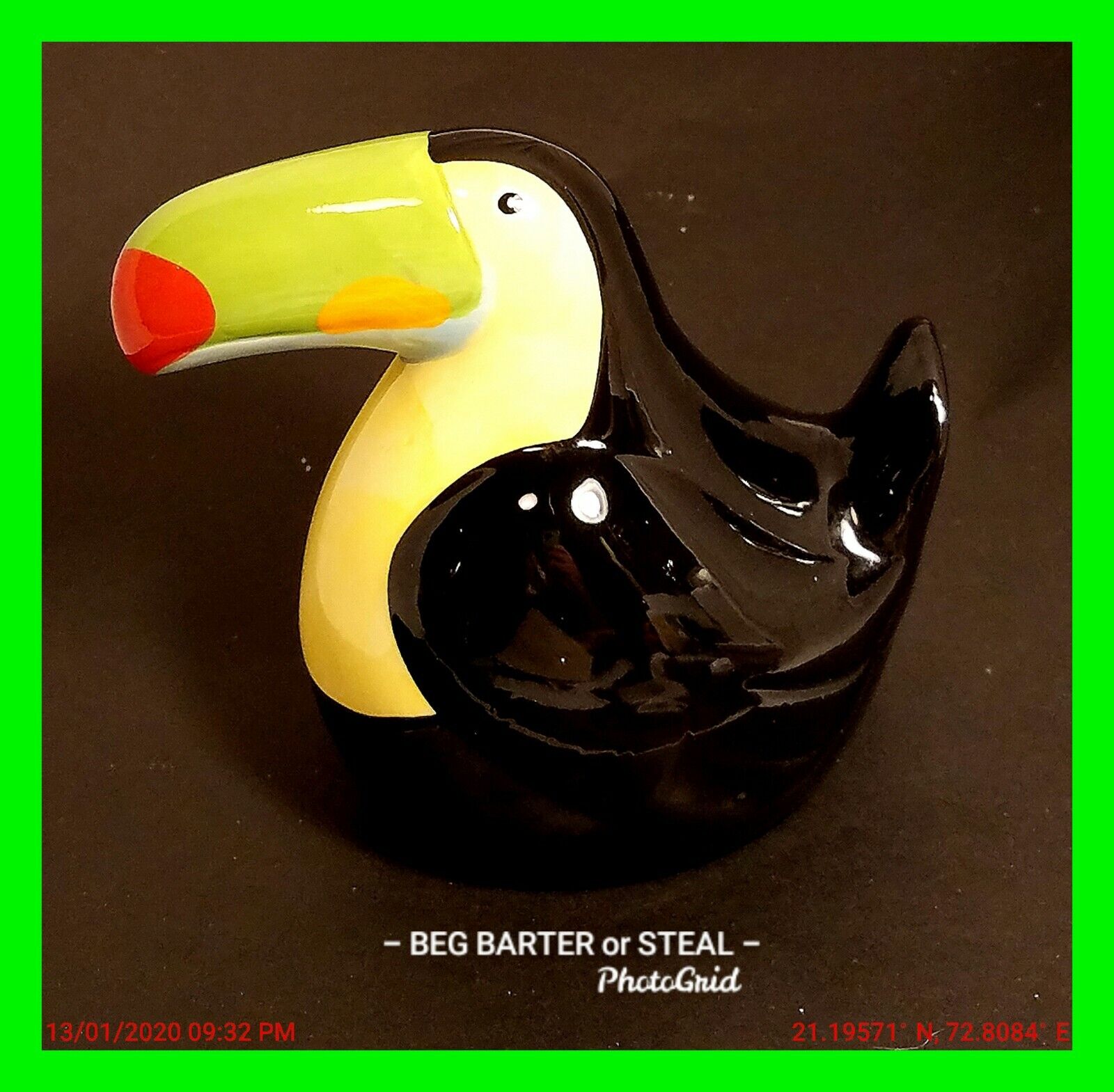 Vintage Hand Painted Toucan Bird ~ Holder ~ Display NEAT 