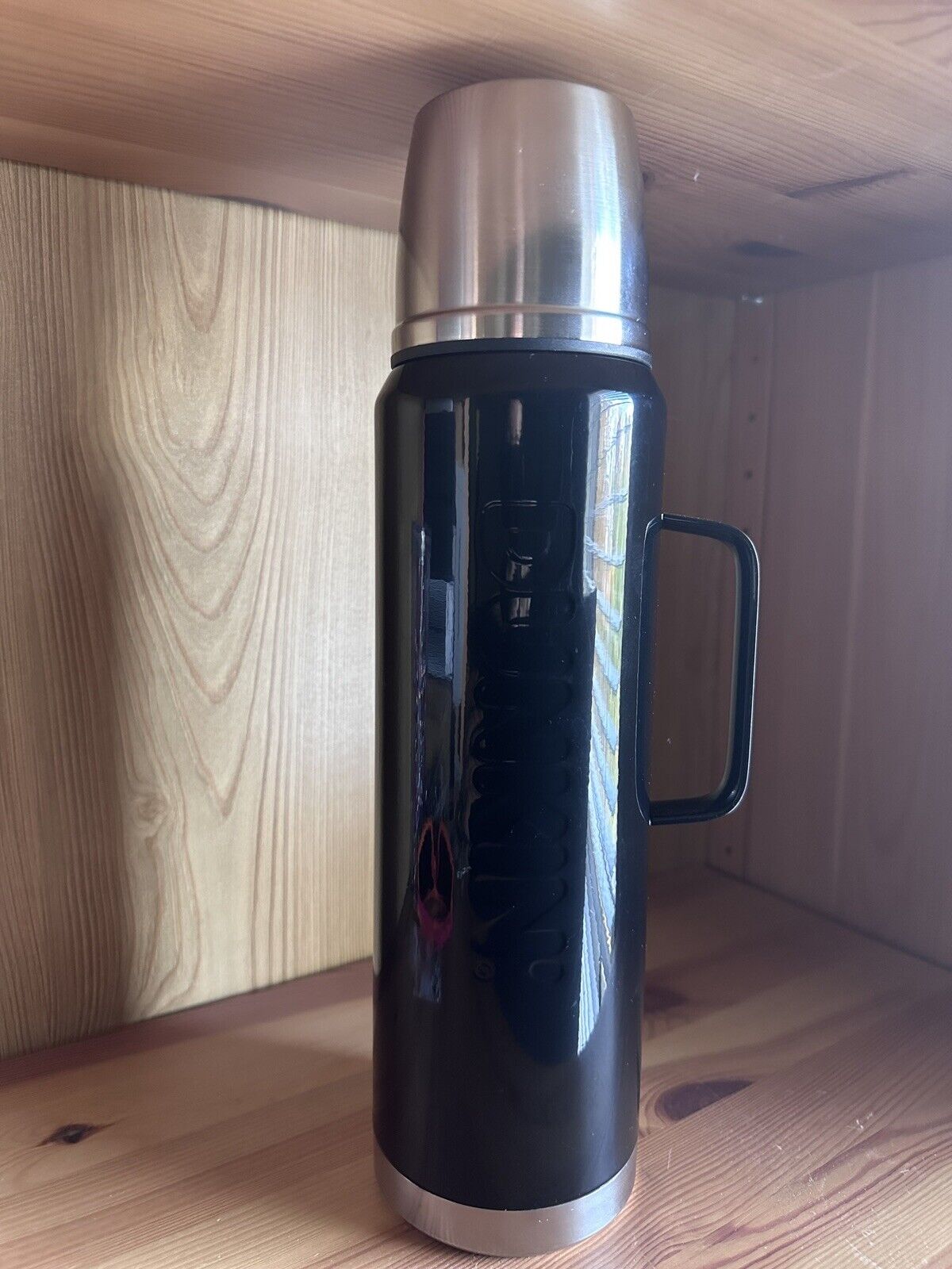 Dunkin’ Spring/Summer 2023 Collection - Thermos (Black)