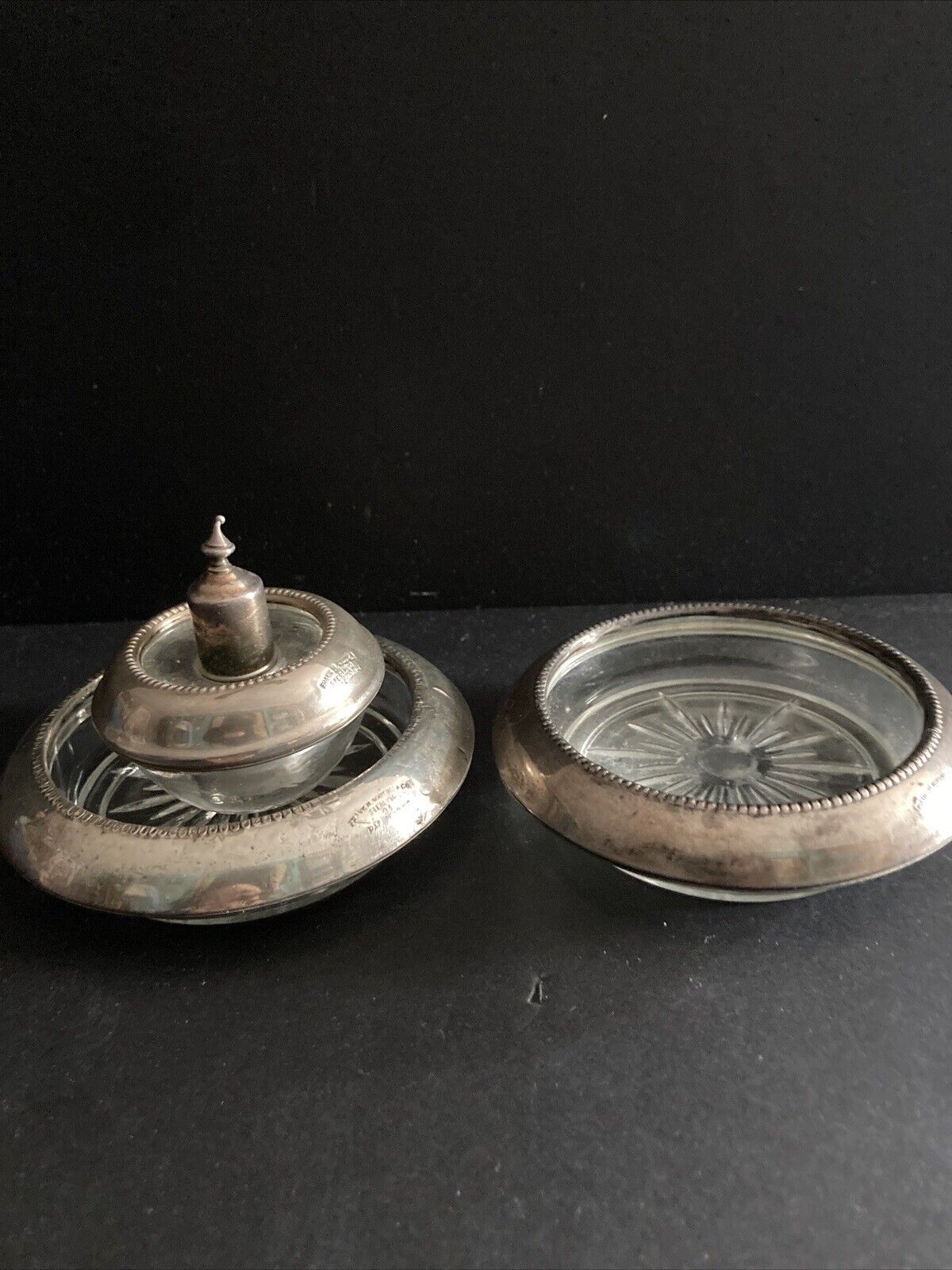 FRANK M. WHITING STERLING SILVER & GLASS HY GLO TABLE LIGHTER & ASH TRAYS (2)