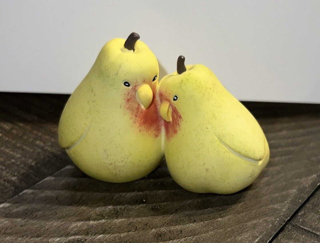 Very Rare-HTF Enesco Home Grown Double Pear Love Birds Anthropomorphic