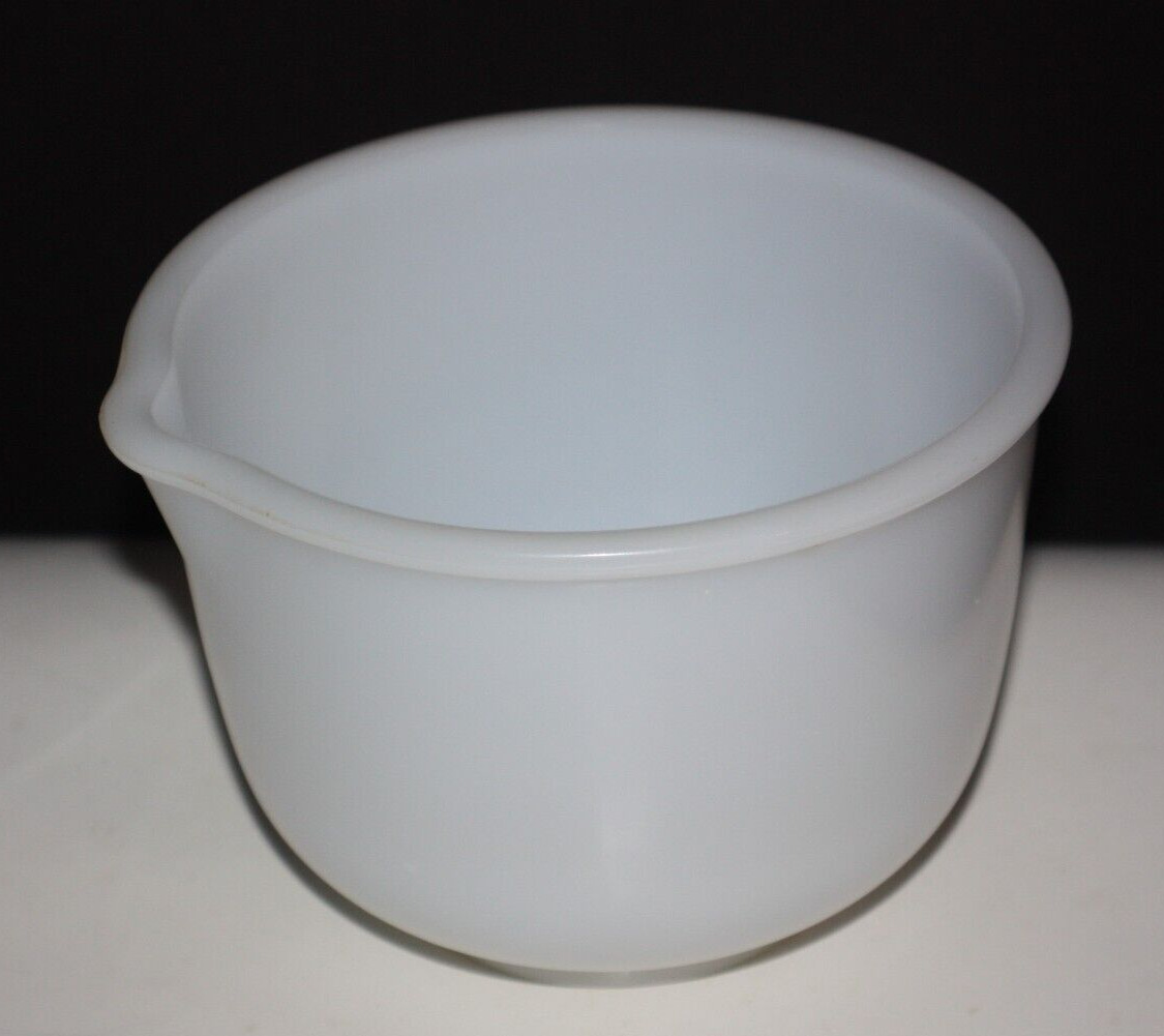Vintage Glasbake For Sunbeam Milk Glass White Mixing Bowl 17 w/ Spout 6 1/2”