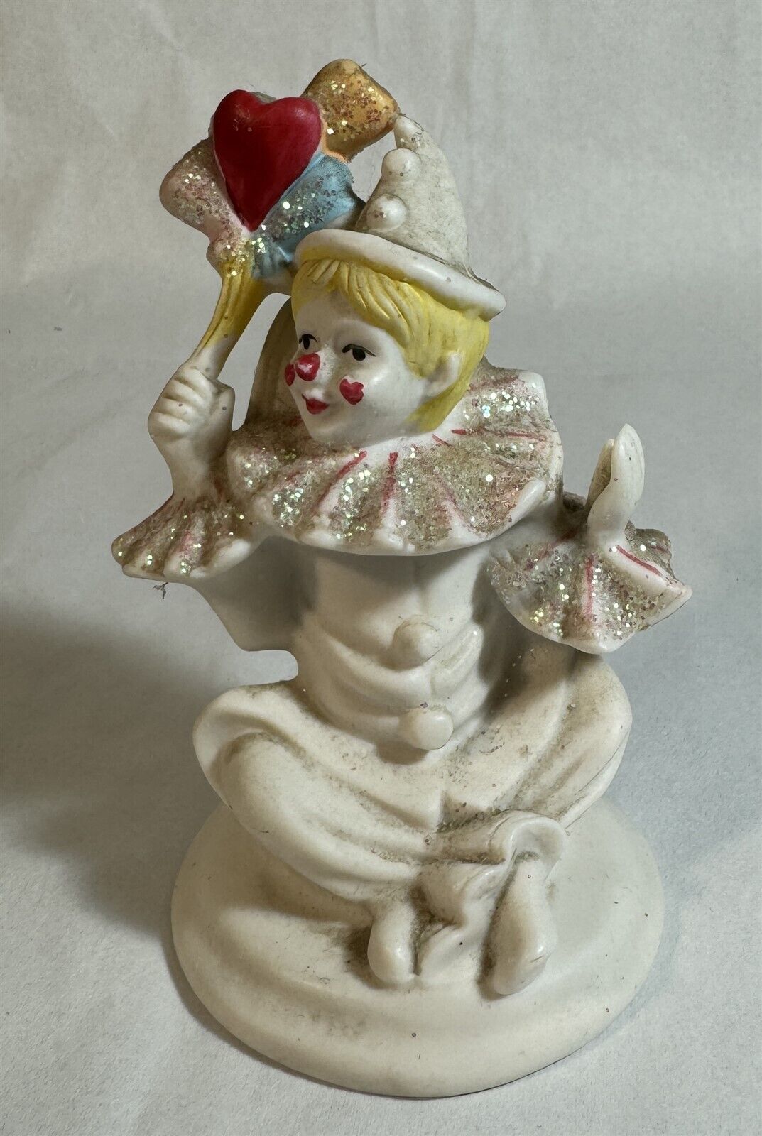 Vintage Clown Child Porcelain Figurine w/ Heart Balloons Glitter 4\