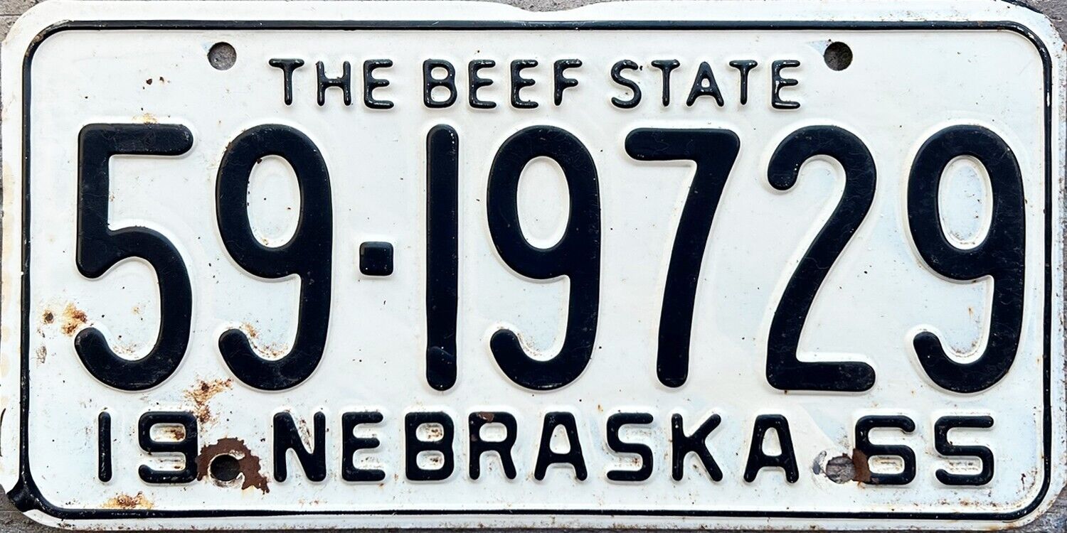 1965 Nebraska License Plate - Sarpy County original unrestored - The Beef State