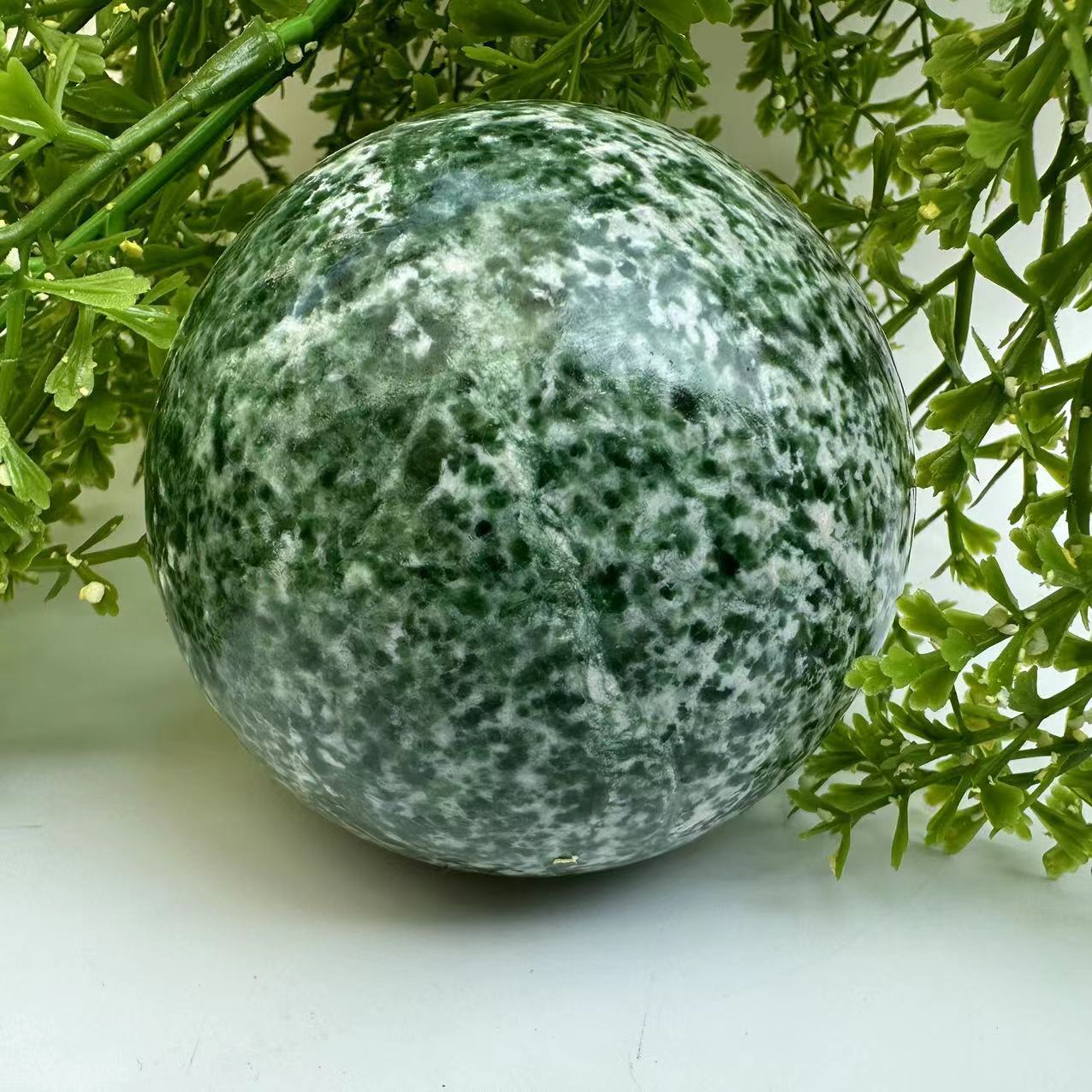 1pc 720g+ Natural qinghai jade Ball quartz crystal sphere Reiki Healing 75mm+