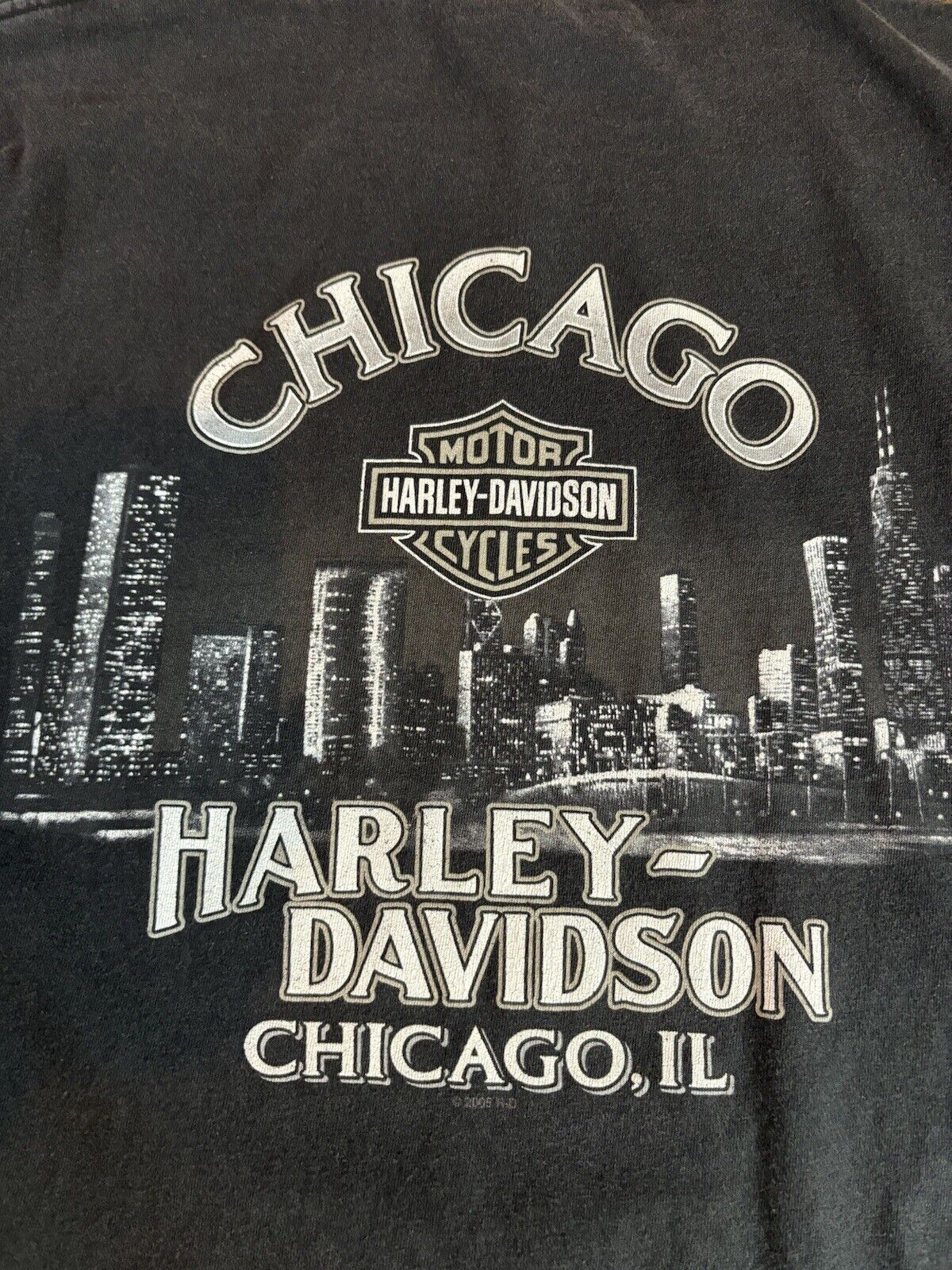 Harley Davidson 2005 CHICAGO SKYLINE Graphic Mens Size Large Black Motorcycle