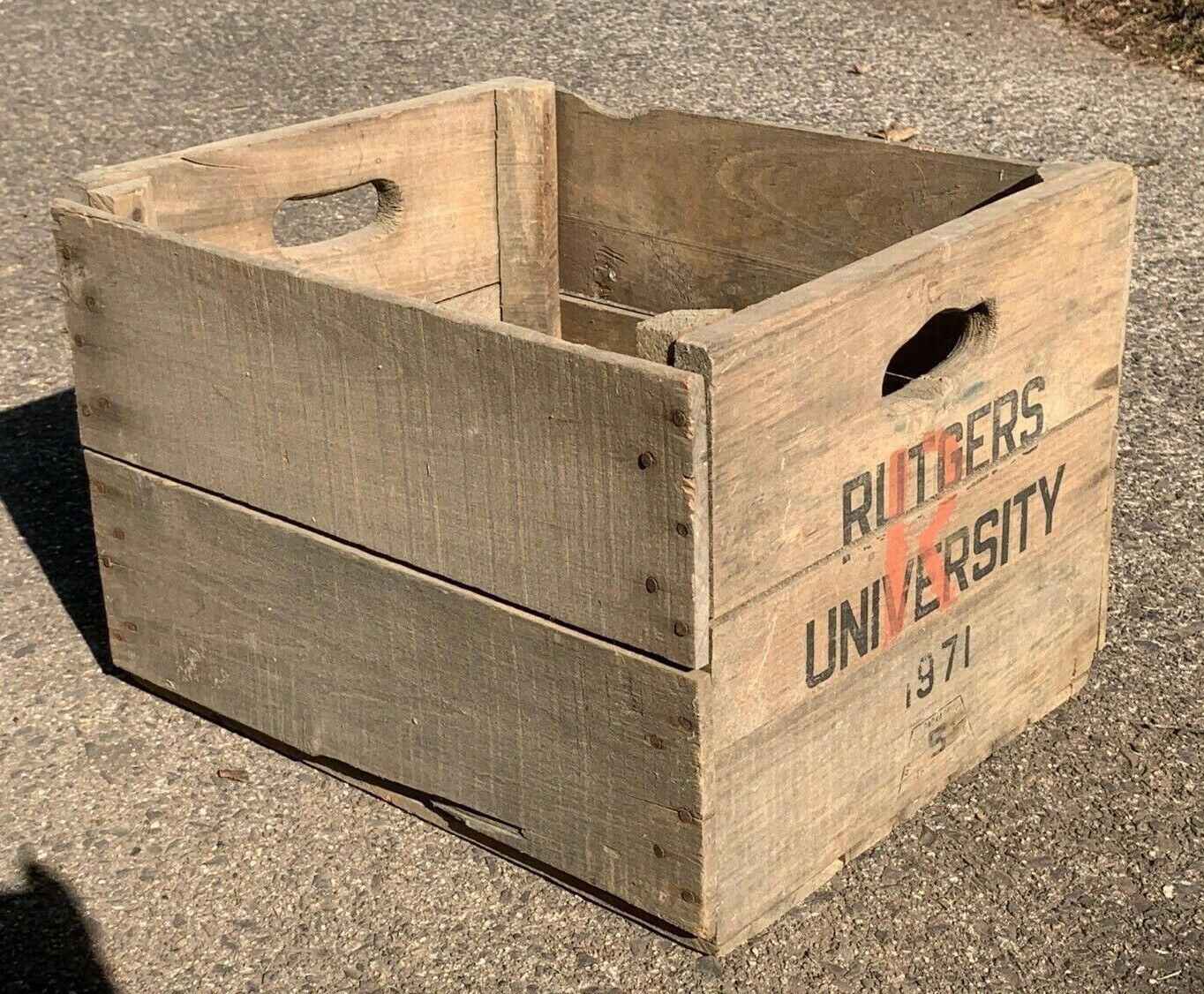 Ultra rare antique 1971 Rutgers University New Jersey crate
