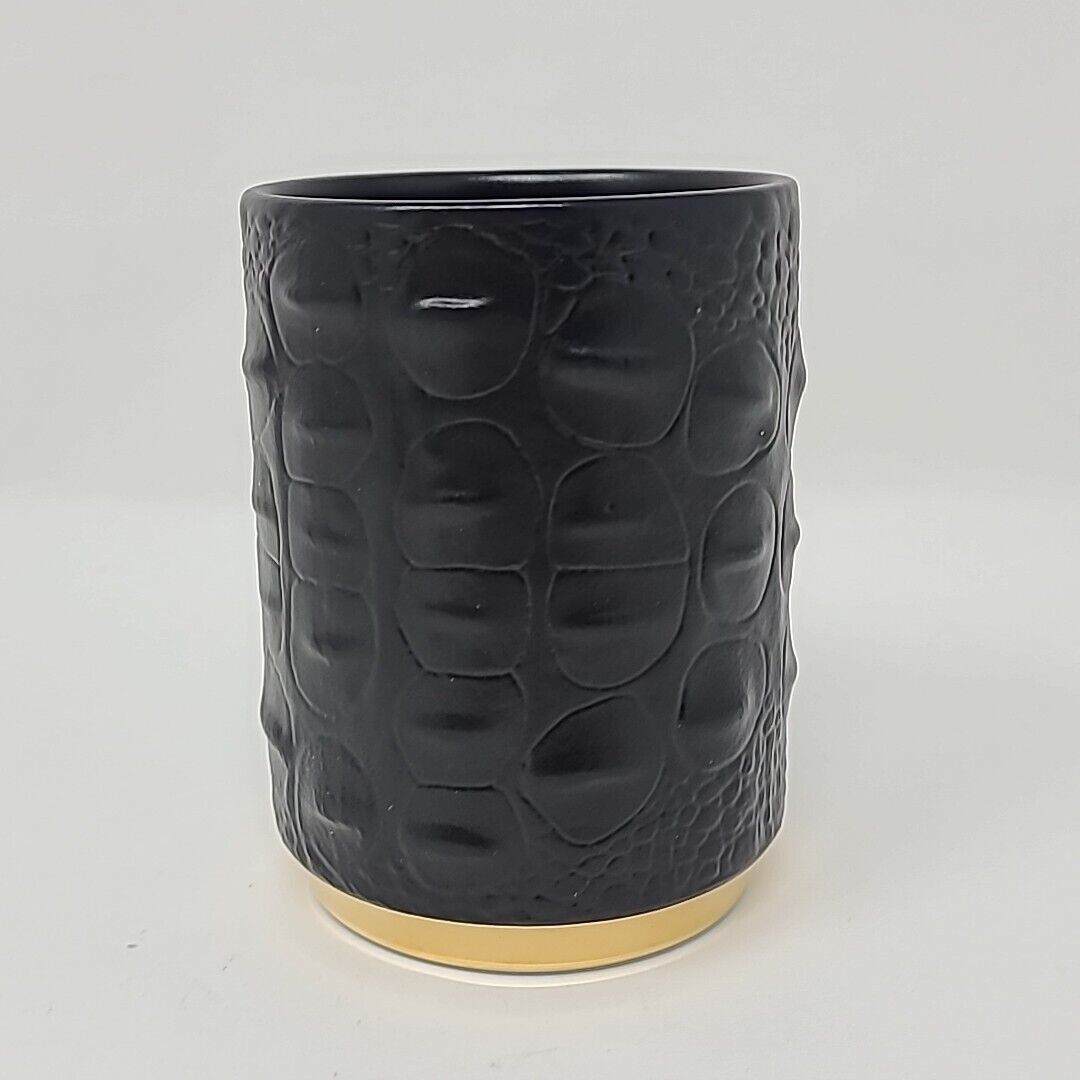 L'Objet Crocodile Round Desk Black & 24k Gold Limoges Porcelain Cup Pen Holder