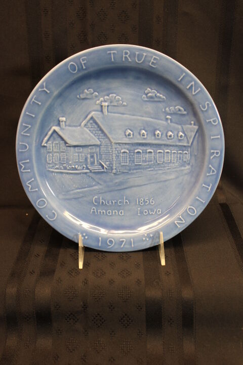 COMMUNITY OF TRUE INSPIRATION Heritage Plate #408 by Greentree Pottery, Iowa