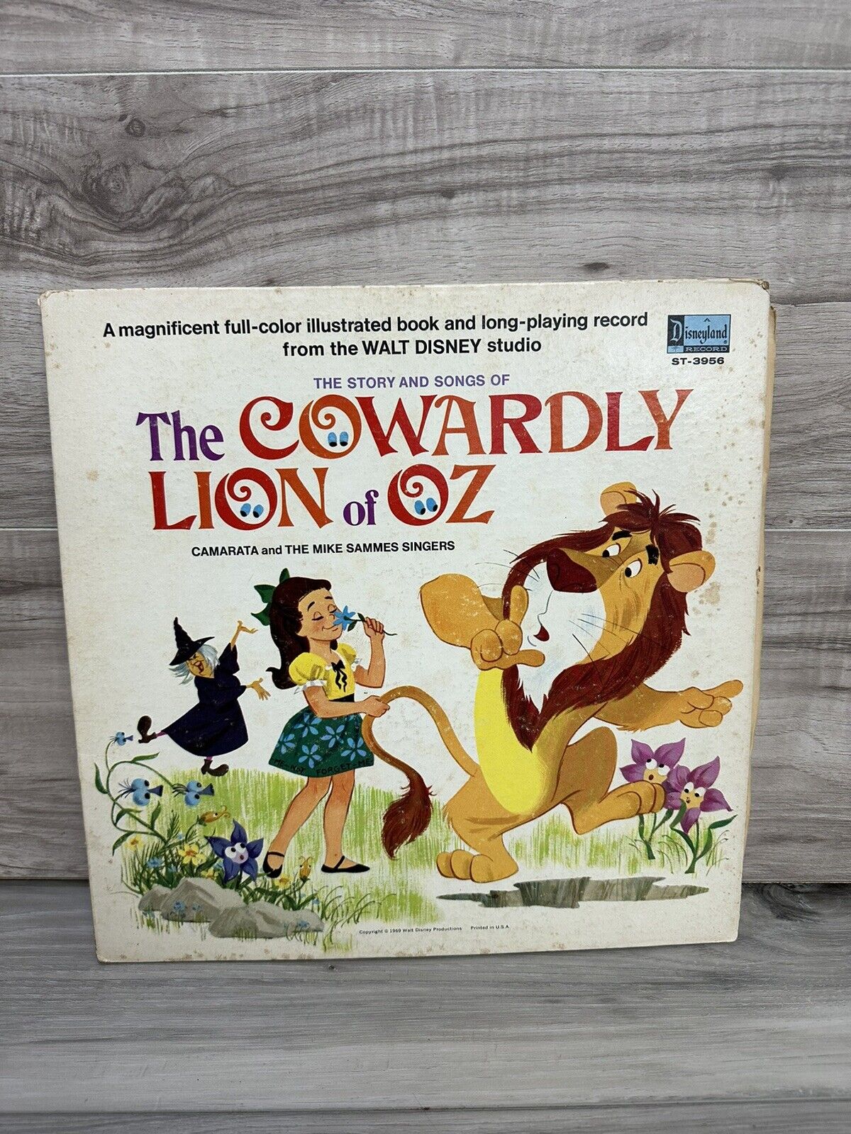 The Story and Songs of the Cowardly Lion of Oz Vinyl Record   St-3956 