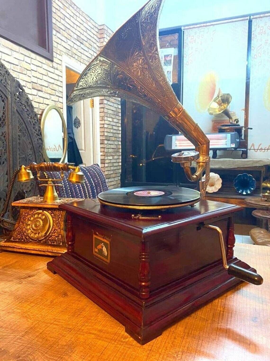 Antique Gramophone, Fully Functional Working Phonograph, win-up record player 