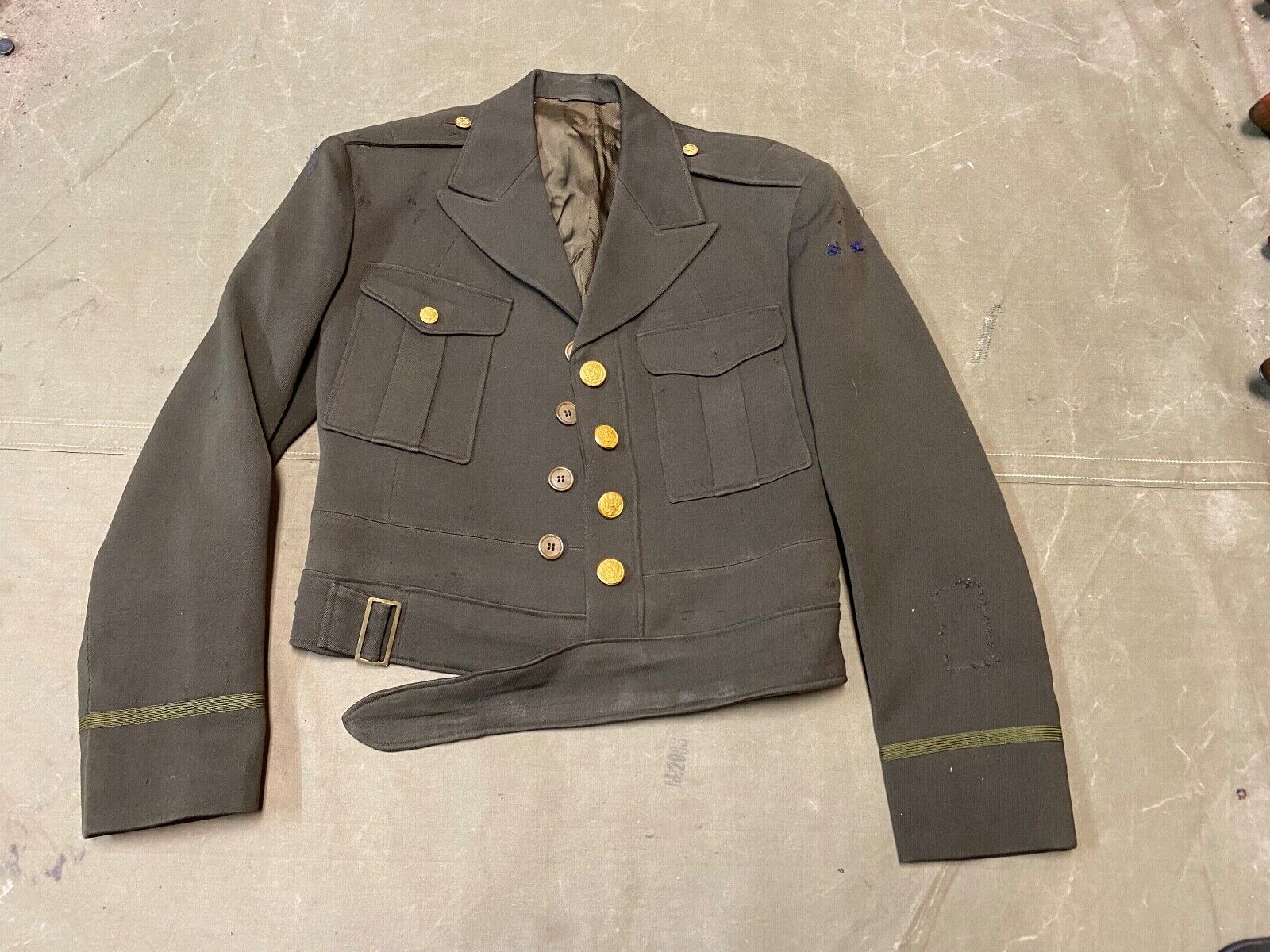 ORIGINAL WWII US ARMY OFFICER M1944 CLASS A IKE JACKET- SMALL 38R