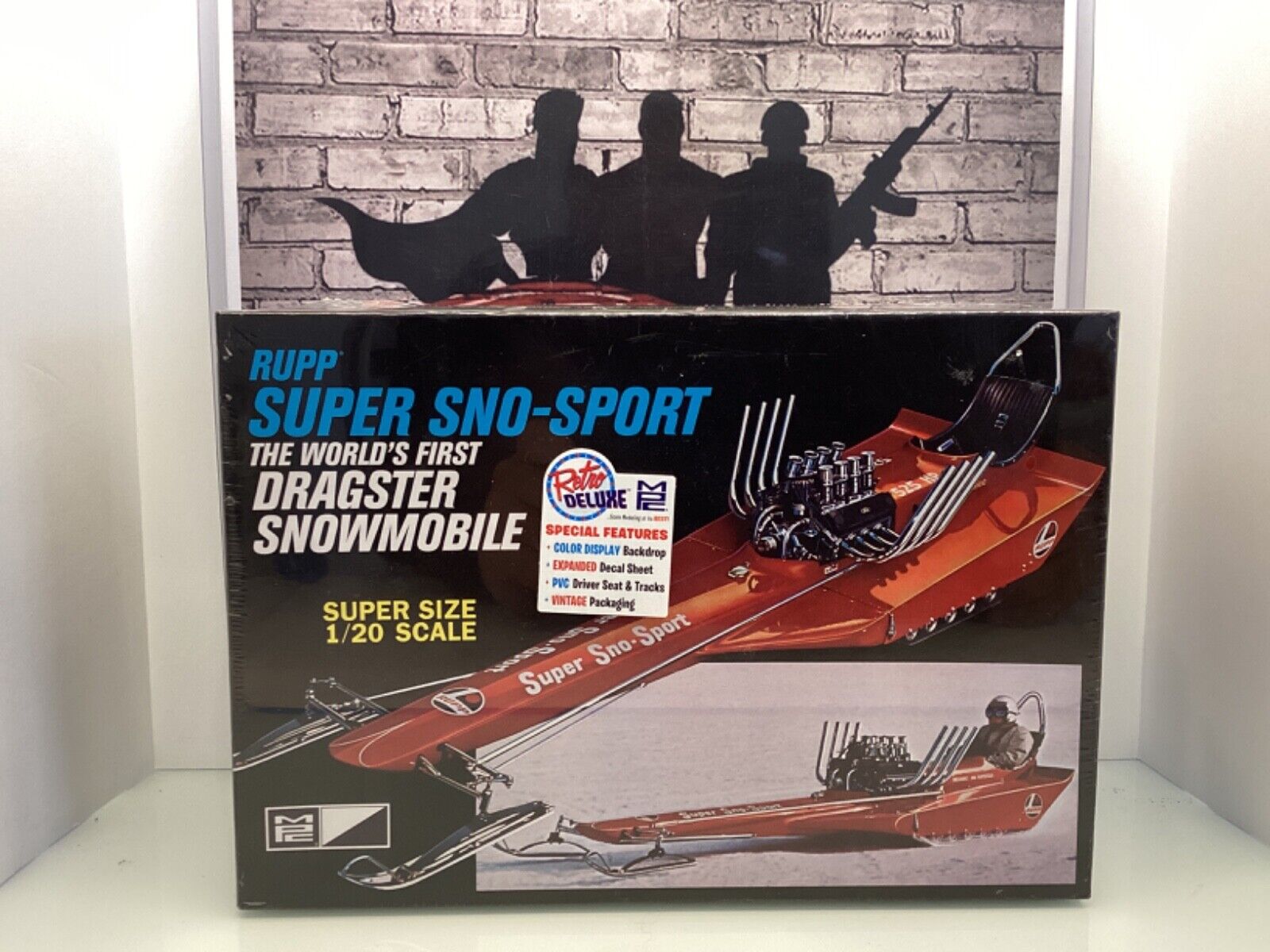 MPC RUPP SUPER SNO-SPORT THE WORLD’S FIRST DRAGSTER SNOWMOBILE 1:20 SCALE