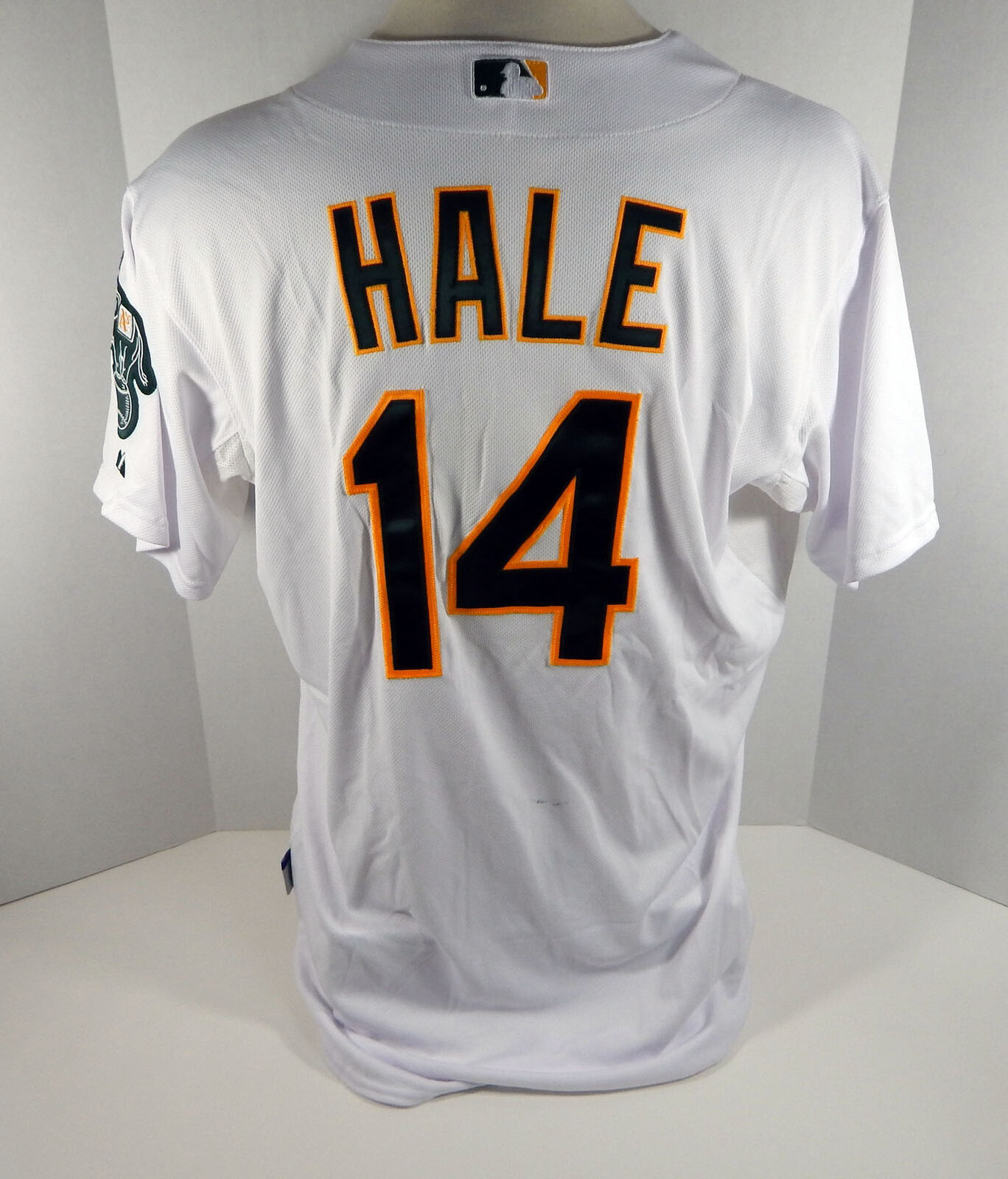 2013 Oakland Atleticos A\'s Chip Hale #14 Game Issued Poss Used White Jersey