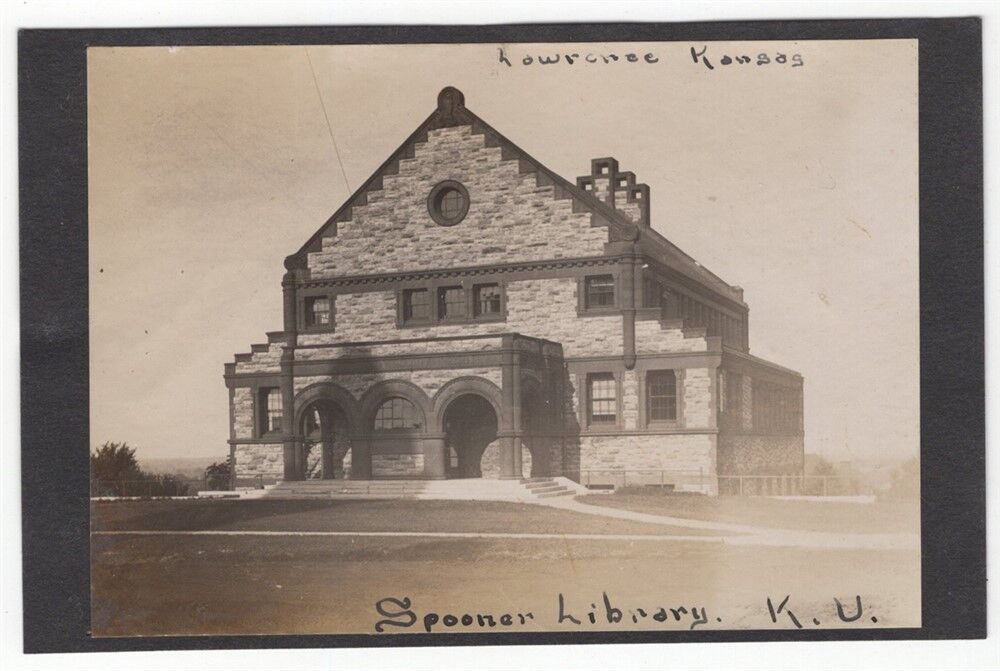 Photo of Spooner Library, Kansas University, c.1900