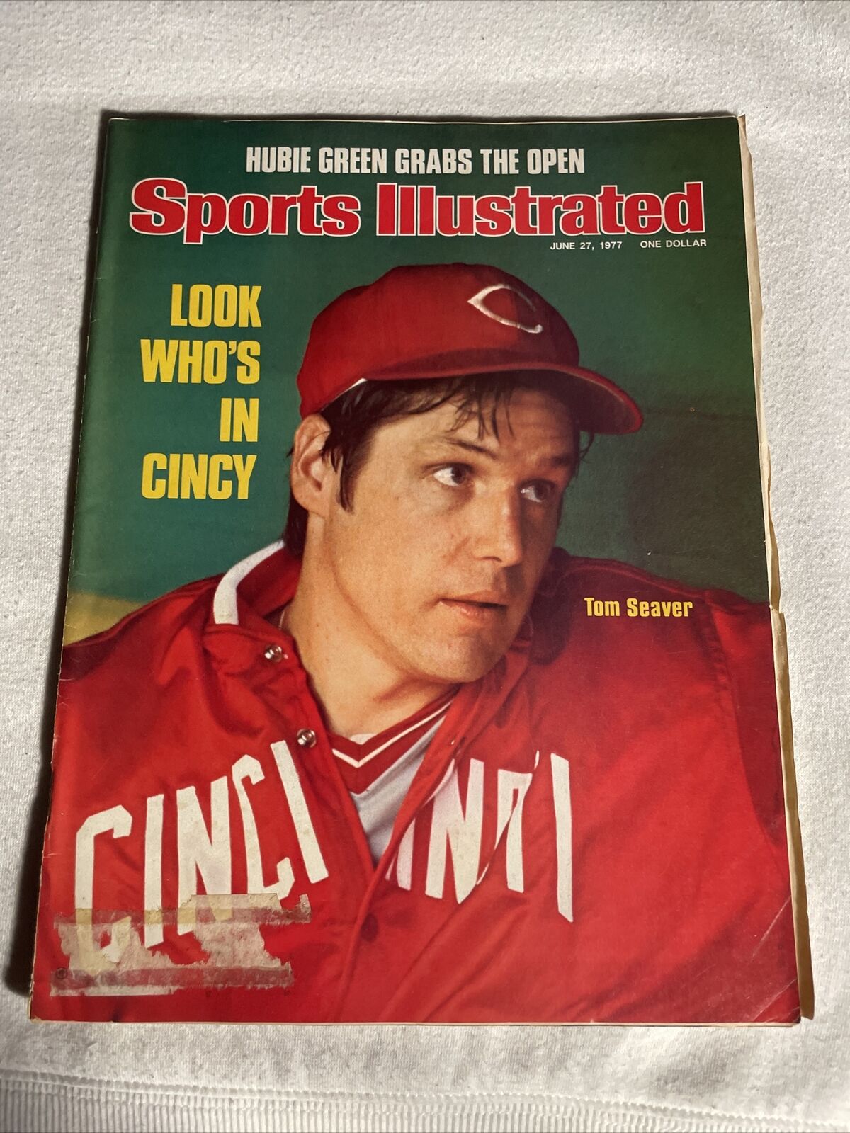 1977 June 27 Sports Illustrated Magazine, Look who’s in Cincy   (CP246)