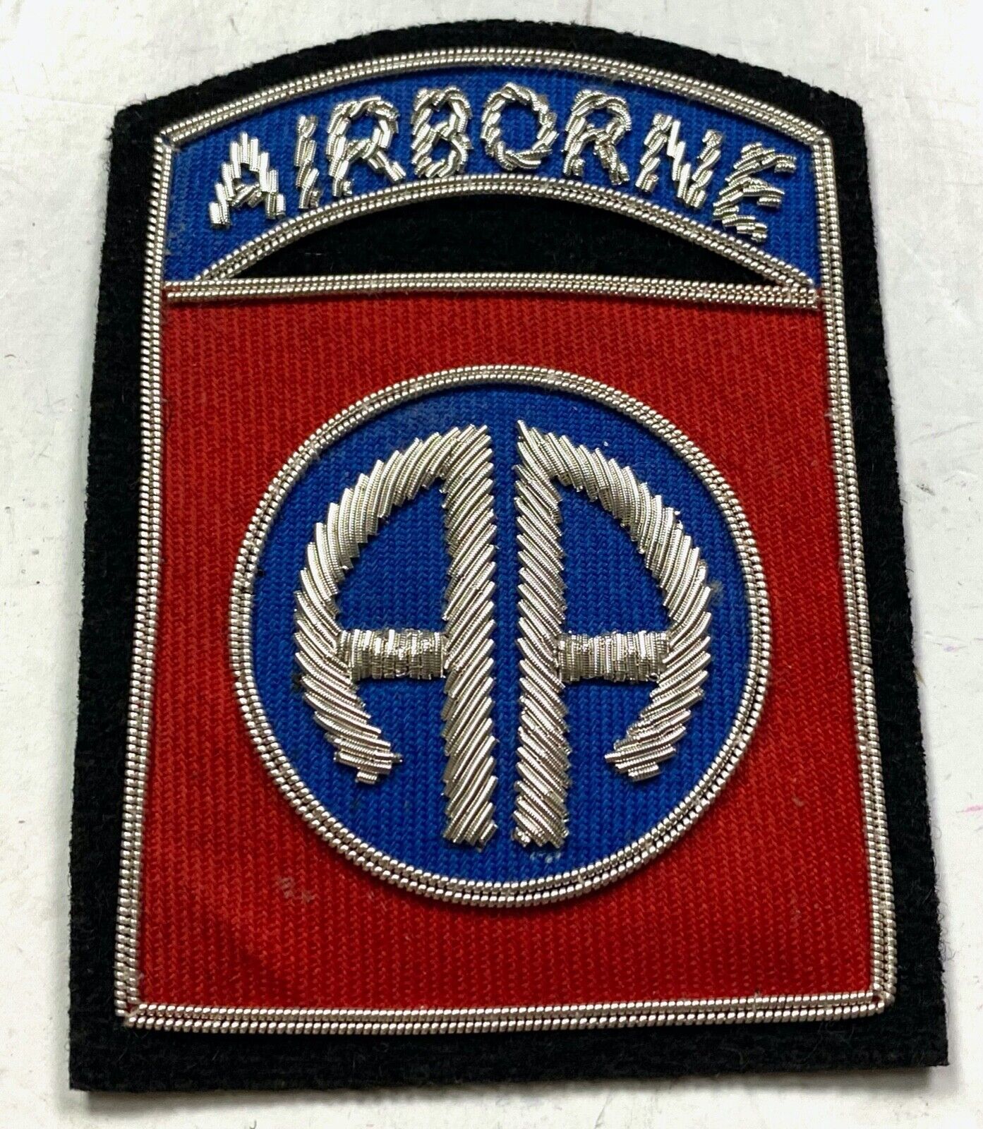  WWII 82ND AIRBORNE PARATROOPER CLASS A SLEEVE INSIGNIA PATCH- SILVER BULLION