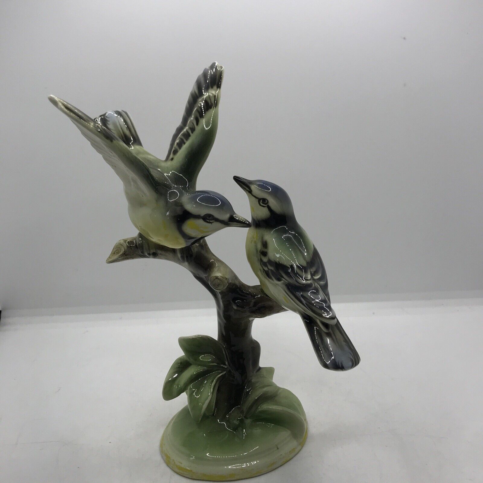 Vintage Wien Keramos Birds On A Branch Numbered 2584 Made In Austria Excellent