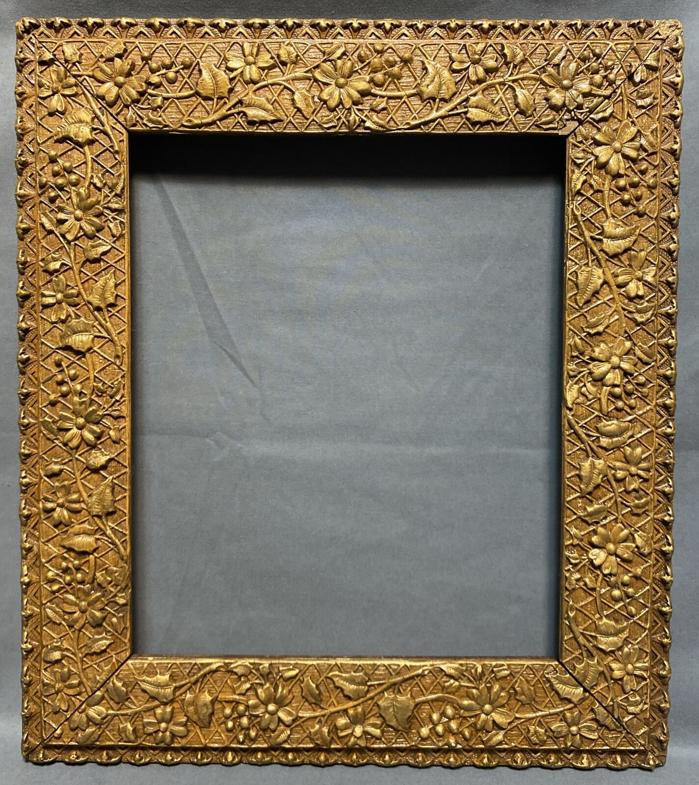 Antique Victorian Aesthetic Movement Gilt Gesso Wood Frame Fits 12