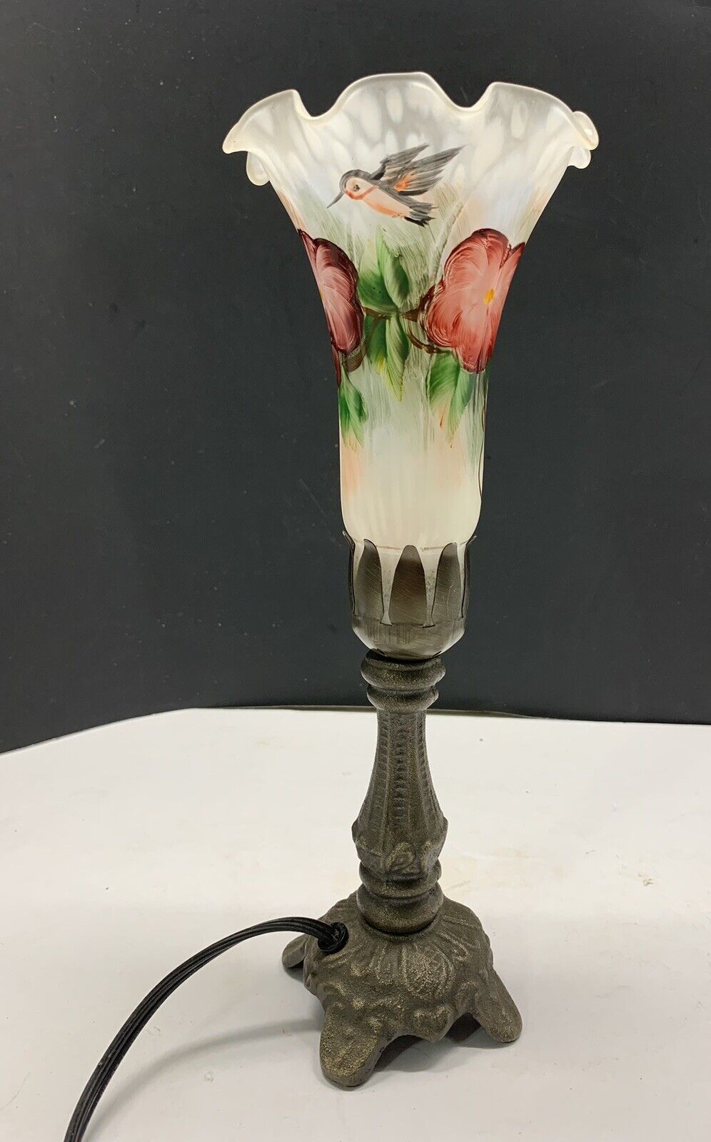 GORGEOUS Vintage Lamp Hand Painted Floral Hummingbird Frosted Tulip Shade