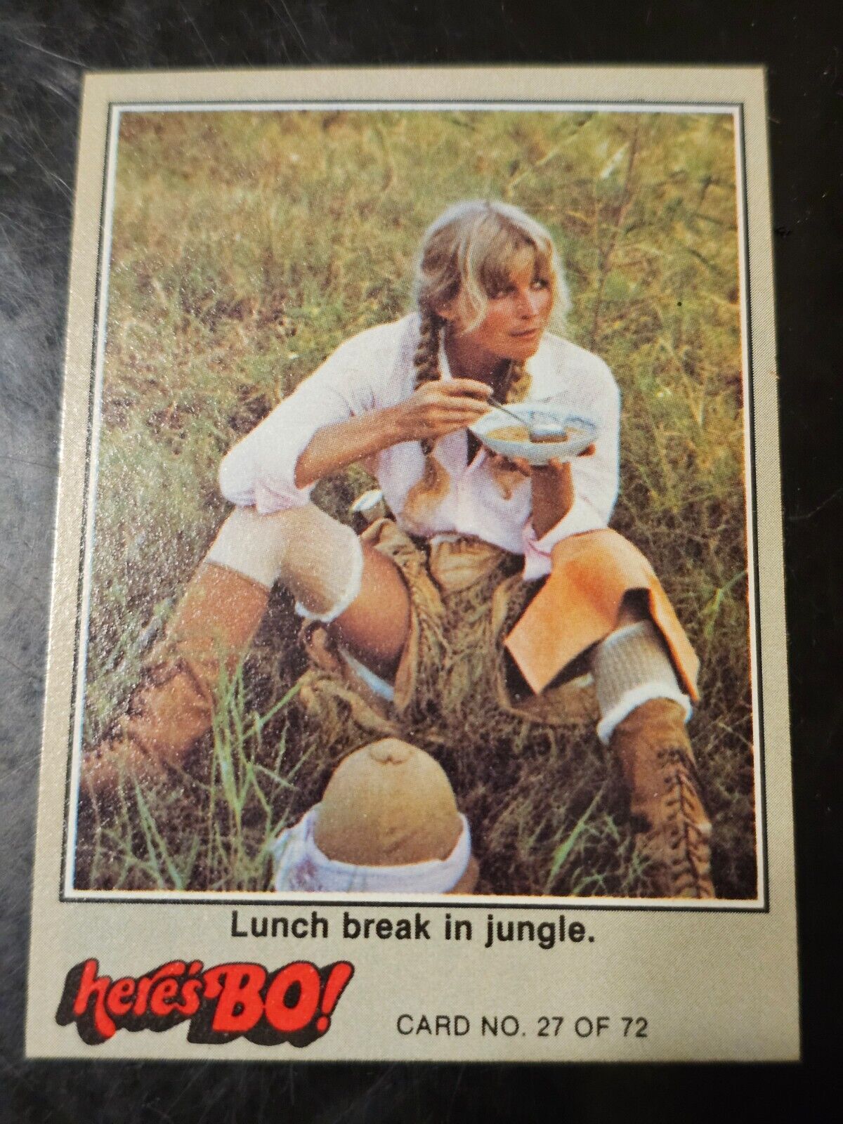 1981 Fleer Here\'s Bo Non-Sport Card #27 Lunch Break in Jungle