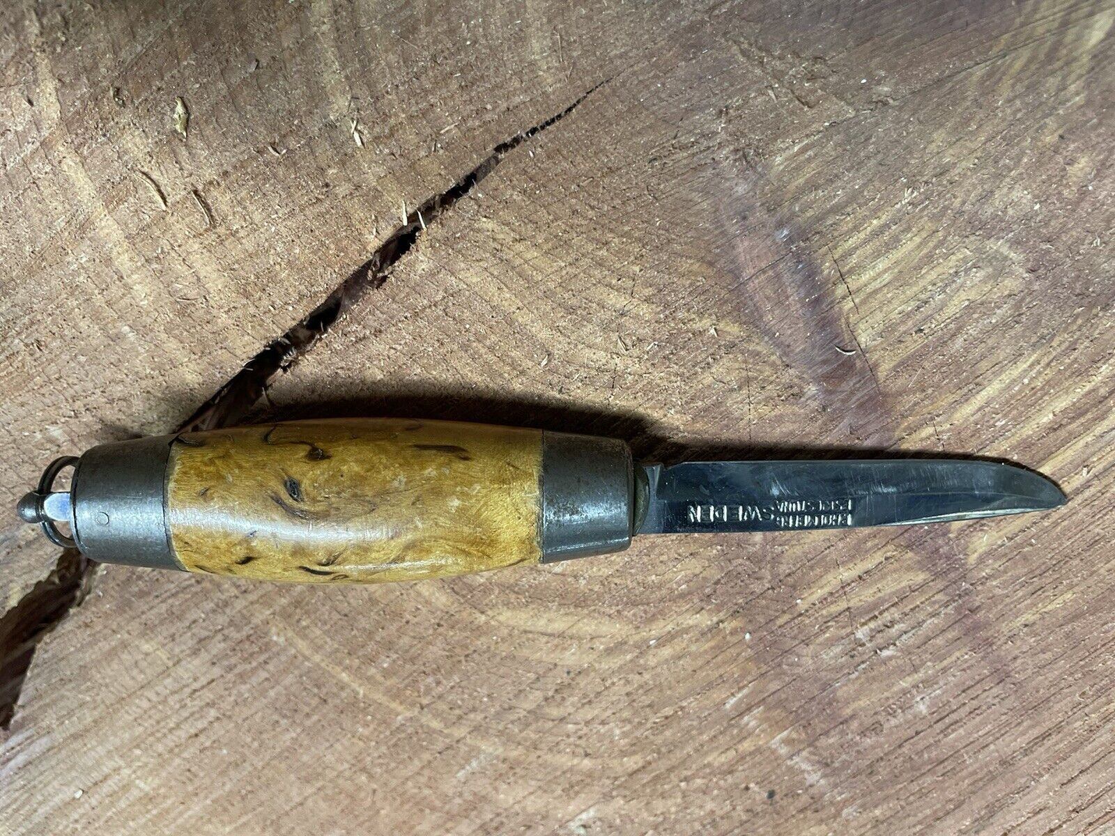 Vintage A-B. P. HOLMBERG Eskilstuna, Sweden Barrel Knife