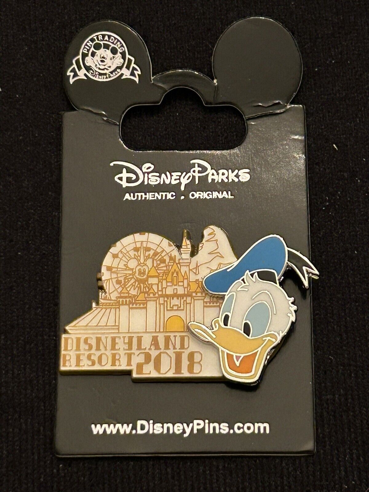 Disney pin Disneyland Resort Donald Duck