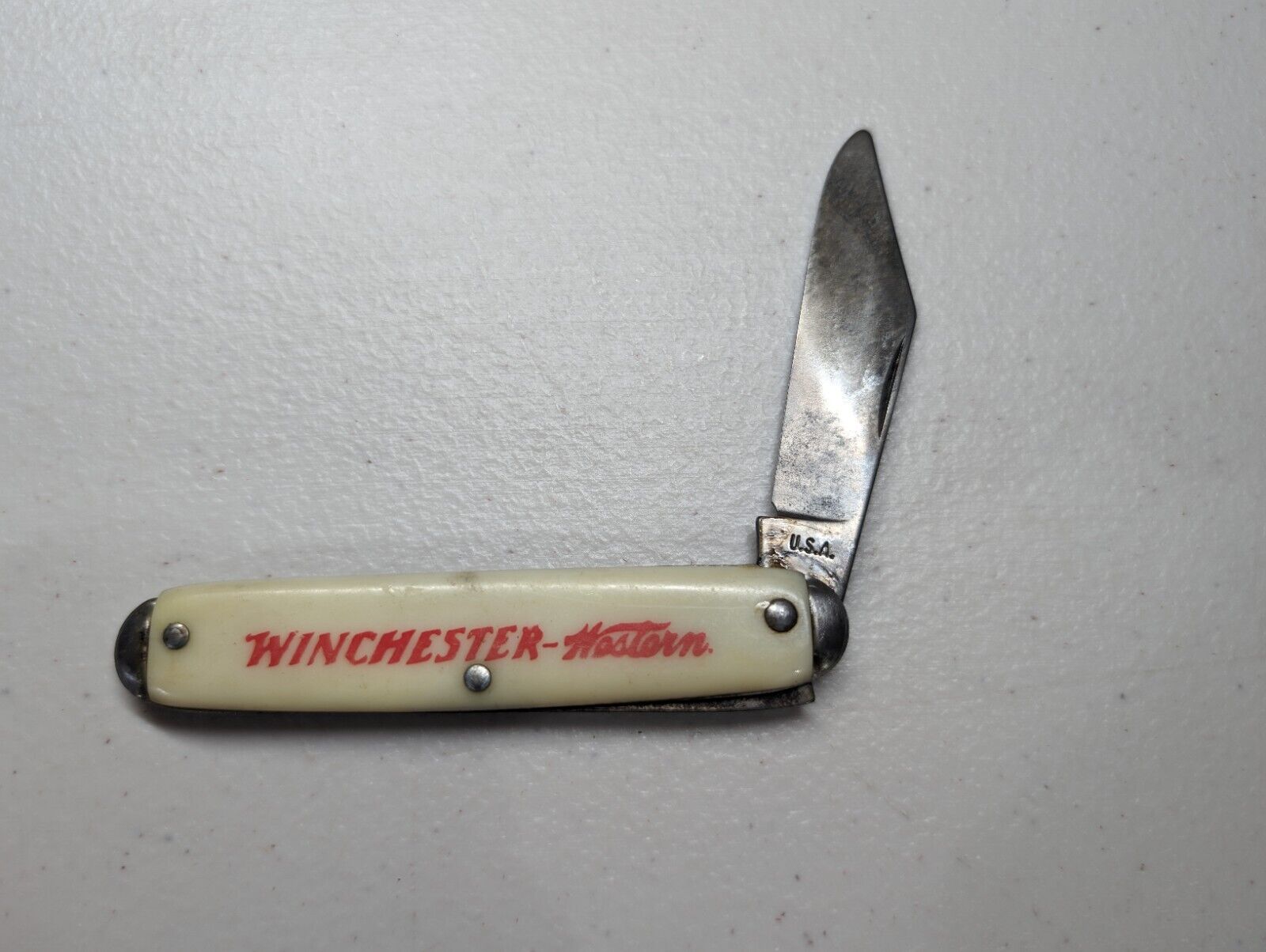 Vintage Winchester Western Novelty Pocket Knife  USA