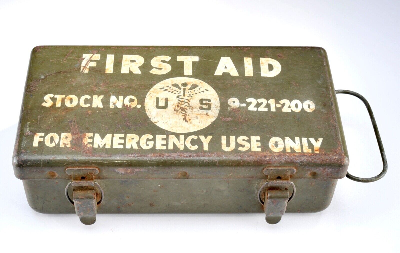 Vintage World War 2 Era U.S. Army Jeep First Aid Kit w/Contents Metal Case