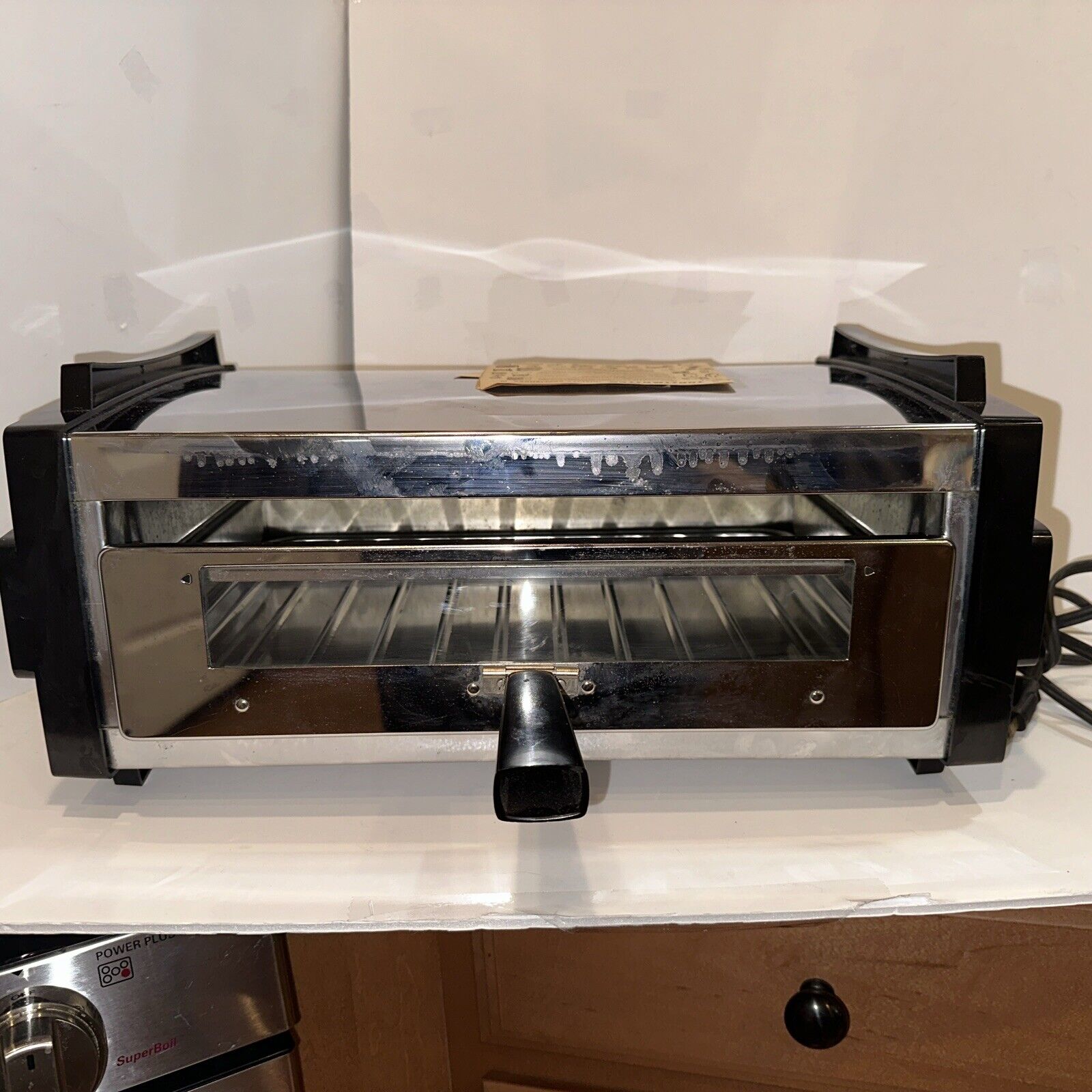 Vintage Toastmaster Tabletop Oven /Broiler Model 5231  UNUSED, Very Clean