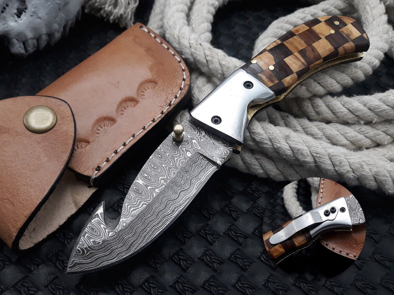Handcrafted Damascus Gut Hook Pocket Folding Skinning Knife EDC Camping Knife