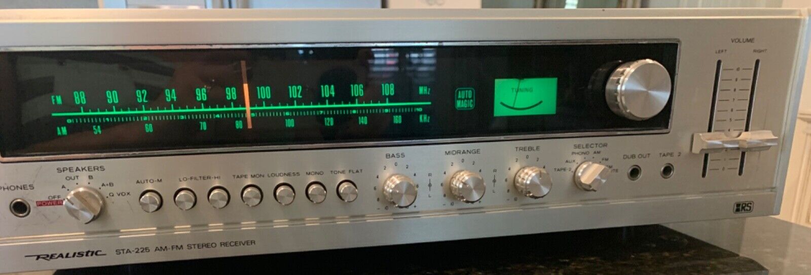 Receiver. STA 225. Realistic Top of the line. Vintage