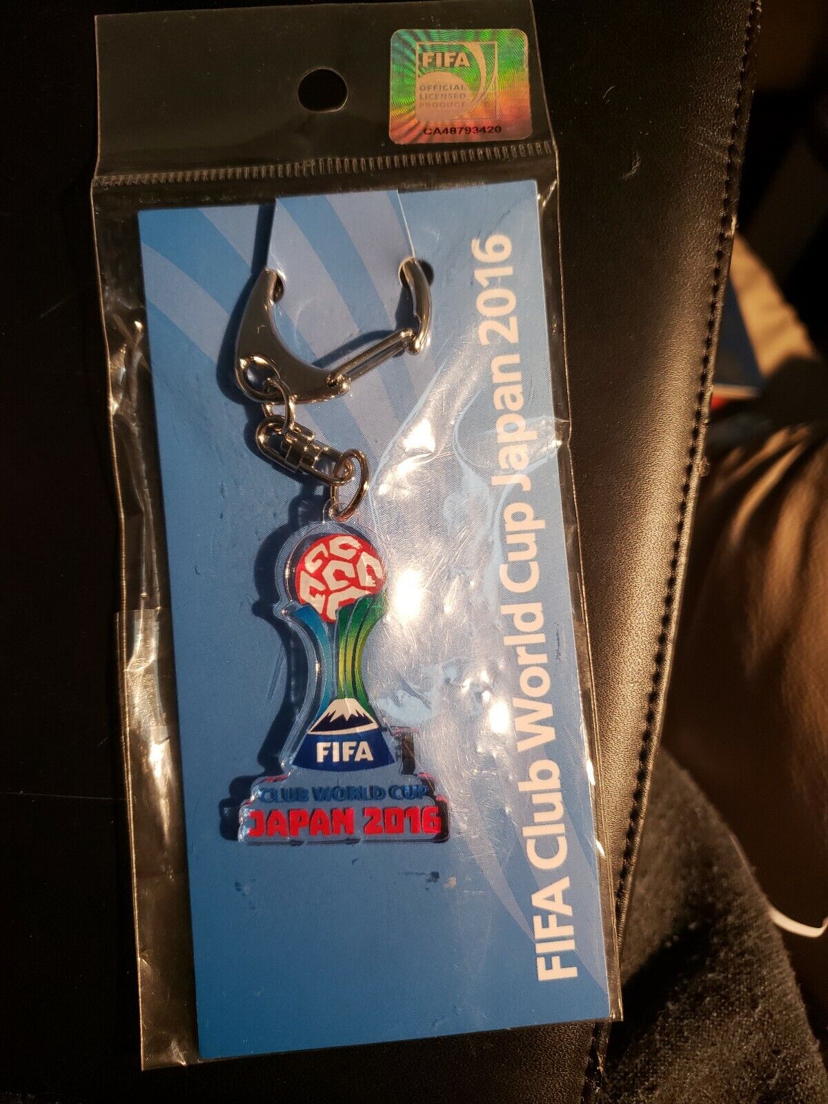FIFA CLUB WORLD CUP JAPAN 2016 Tournament emblem acrylic key ring FIFA Keychain