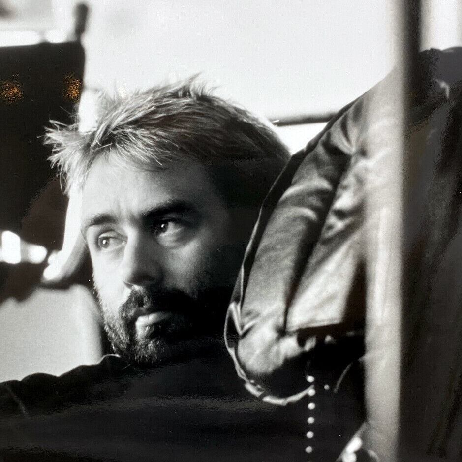 Vintage 1994 Luc Besson On The Set Of The Professional Movie Press Photo