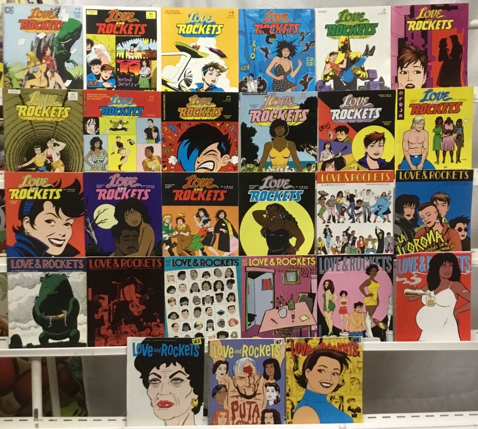Fantagraphics Books Love and Rockets Comic Book Lot of 27 1st Series 1st Prints