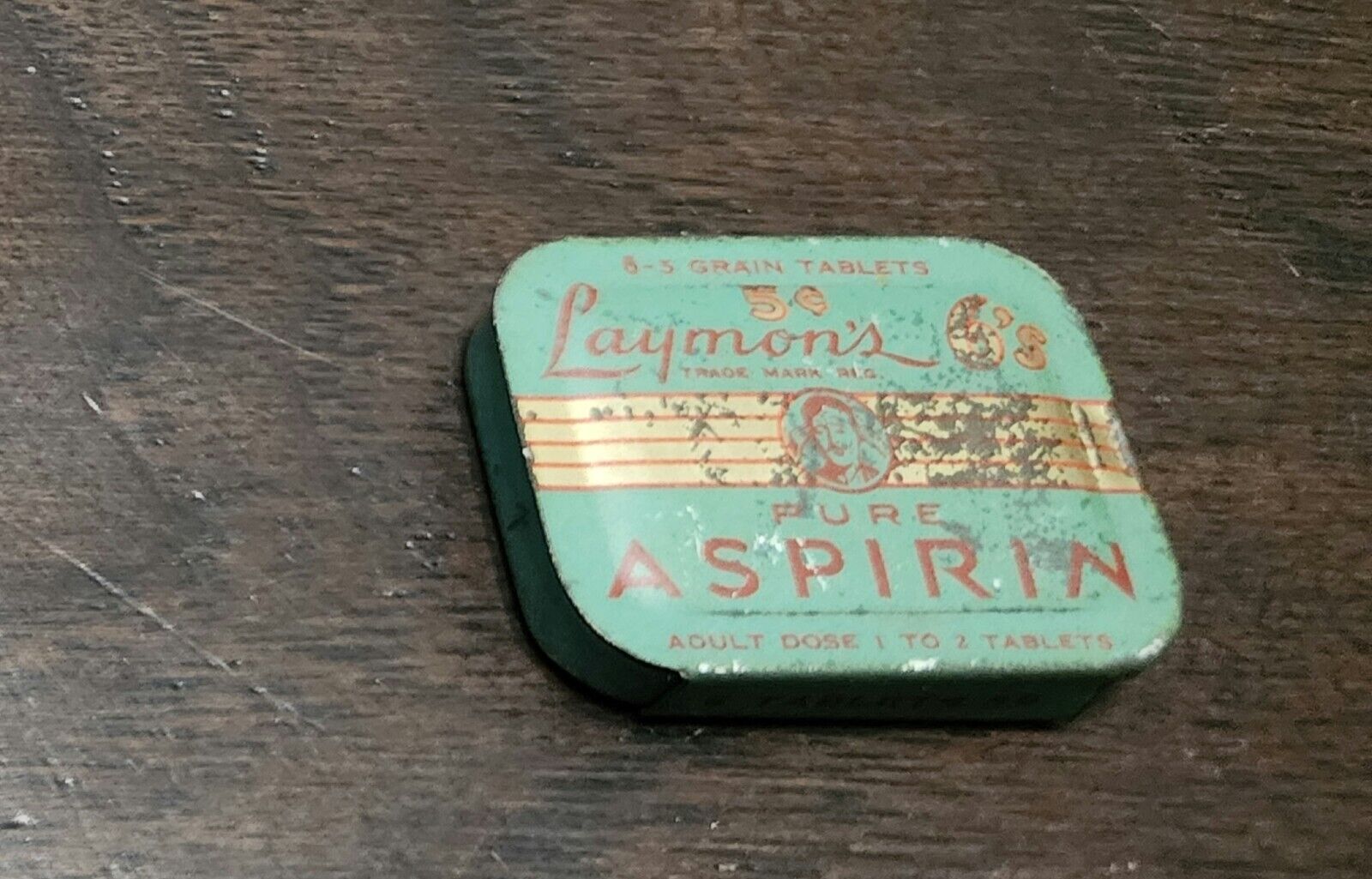 Vintage Laymon\'s Aspirin Tin 1 1/4\