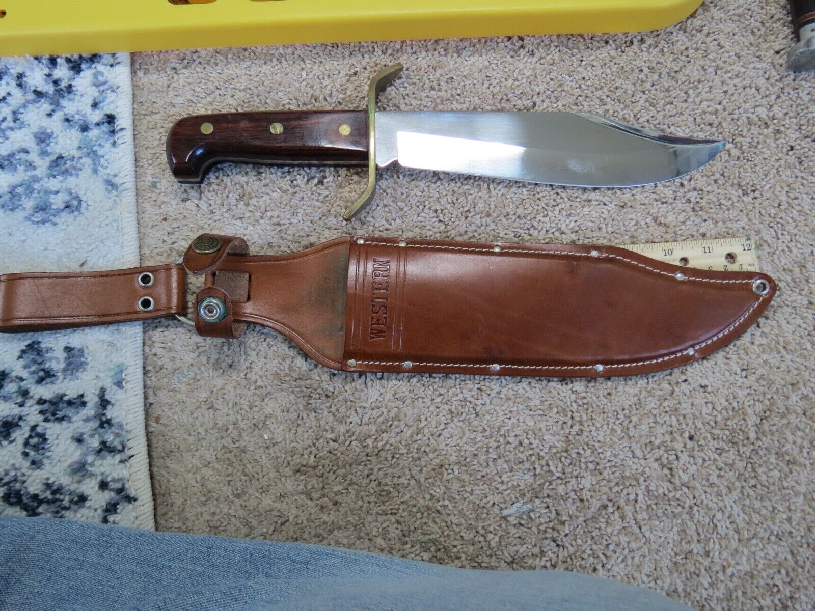 Vintage Western W49 Bowie knife made in USA with sheath (lot#18063)
