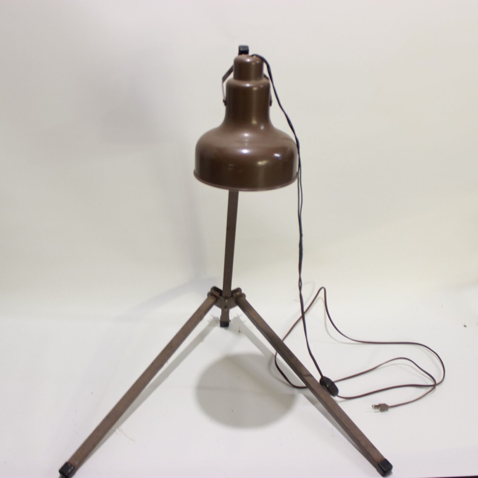 Vintage Industrial Telescoping Mid Century Modern Adjustable Floor Plant Lamp