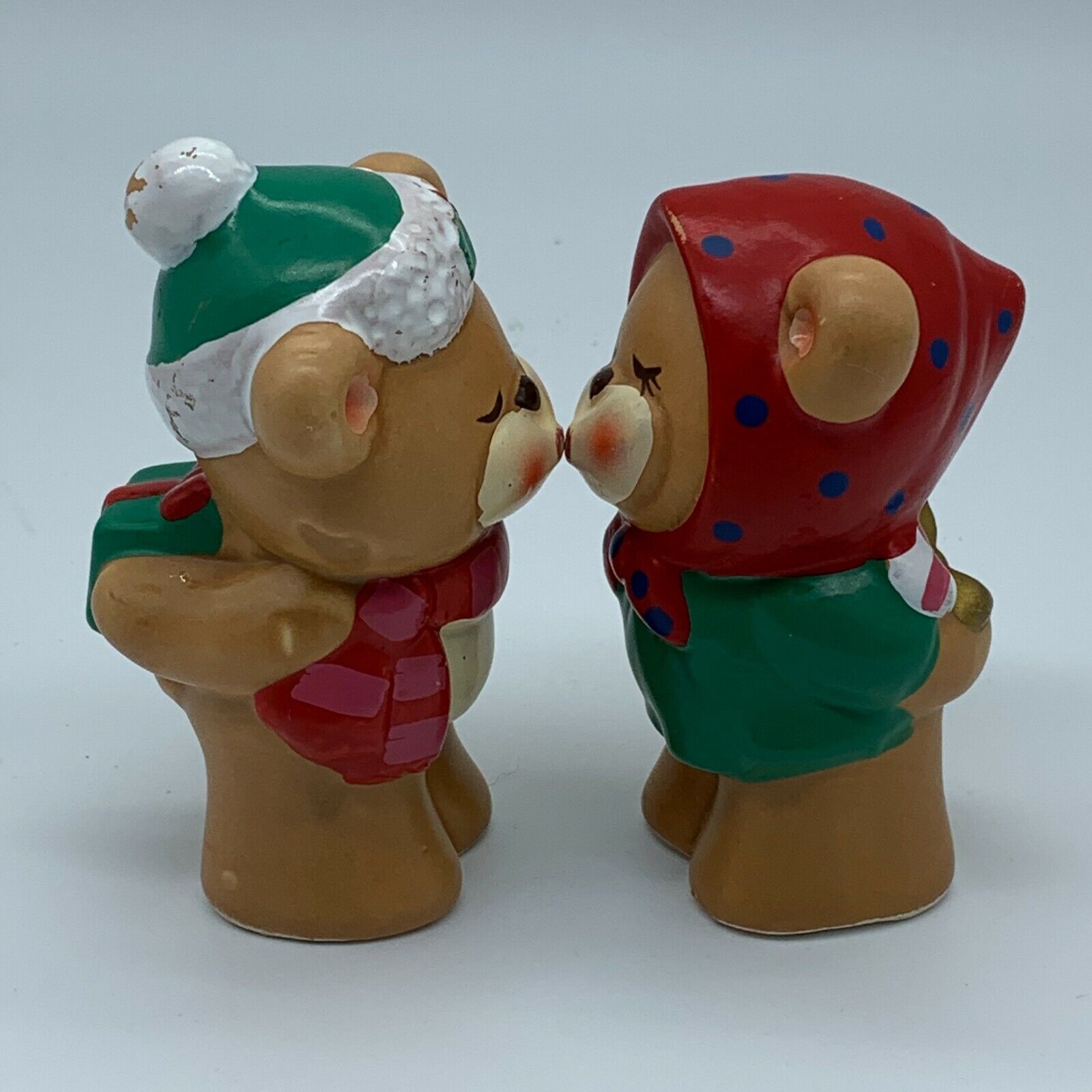 Vintage Christmas Porcelain Teddy Bear Figurines Kissing Gifts 