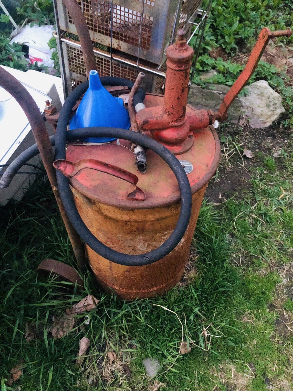 Vintage Bennett Oil Lube Lubester Hand Crank Gas Service Station Pump