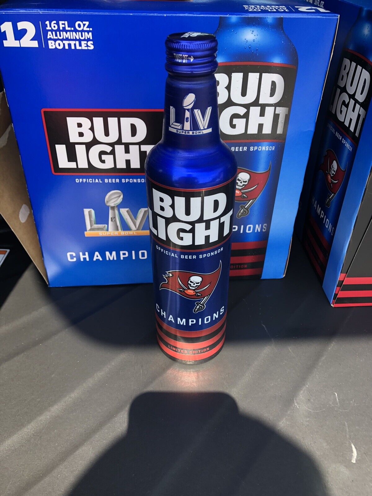 Tampa Bay Buccaneers SUPER BOWL CHAMPIONS Bud Light Beer Bottle 