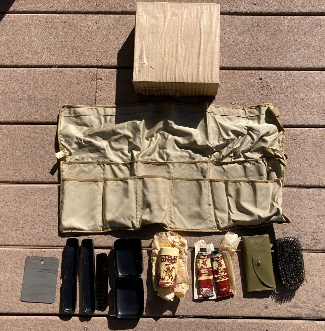 WW2 US Army Military Service Man's Men's Kamp-Kit Toiletries Travel Set