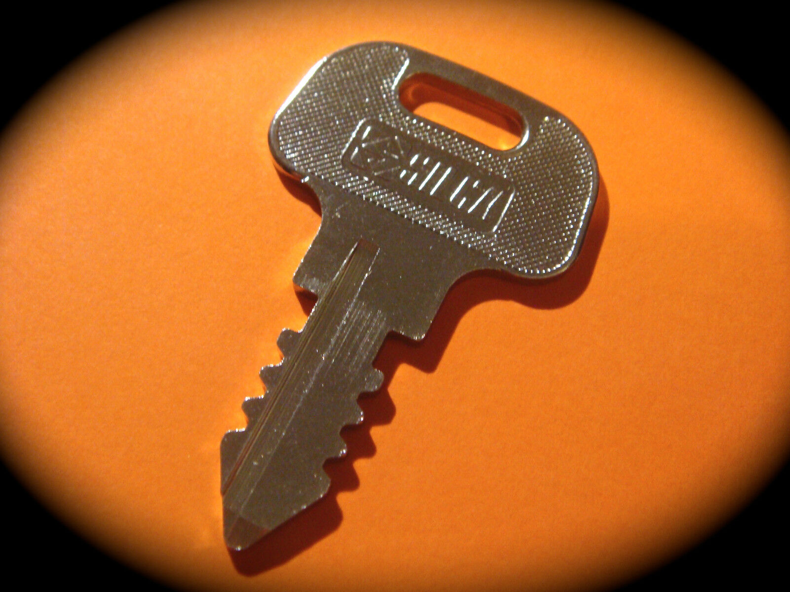 KUBOTA M Series Key-Combine 18510-63720 keyblank-FREE POSTAGE