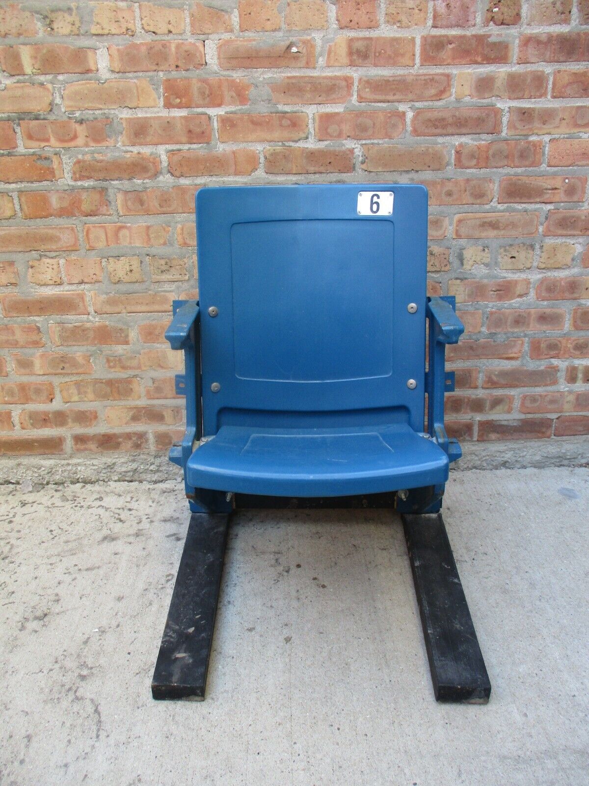 Official Chicago Cubs Wrigley Field Folding Stadium Seat Chair #6 Memorabilia 