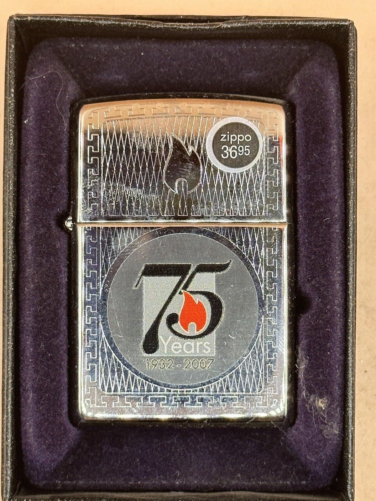 Vintage 2011 Zippo 75 Years 1932-2007 High Polish Chrome Zippo Lighter NEW