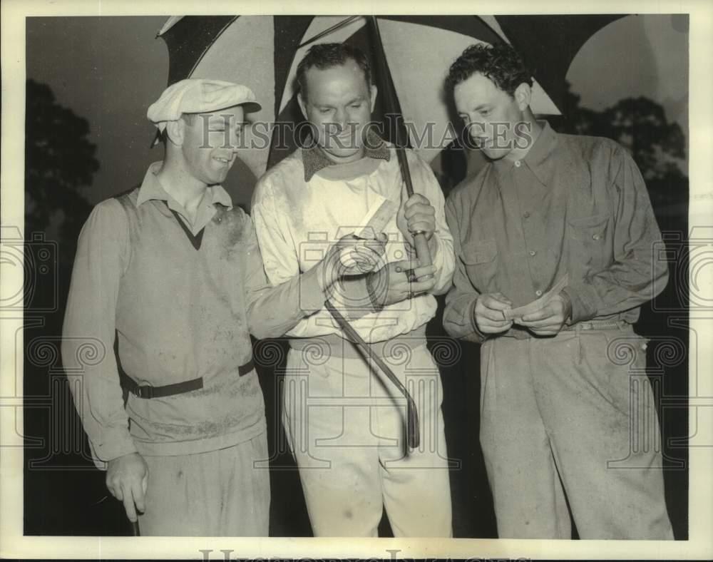 1941 Press Photo Heinie Manush, Rick Ferrell, Roy Cullenbine at golf tournament