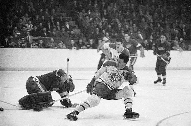 Montreal Canadiens Maurice Rocket Richard In Action 1955 Old Ice Hockey Photo 1