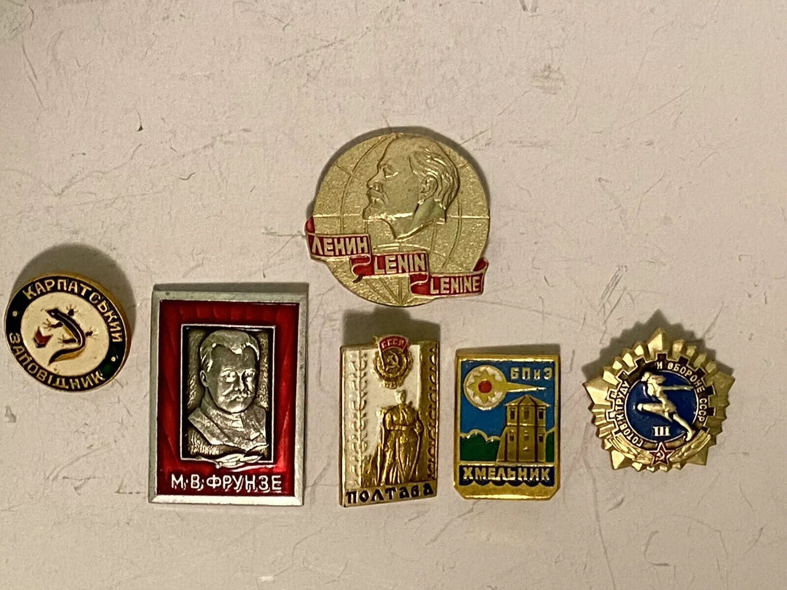 Vintage Pins Soviet Union USSR Russia Lenin Sports